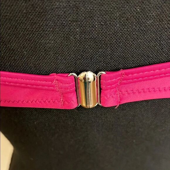 Women's Medium Swim Elegant Pink Top - Picture 4 of 7